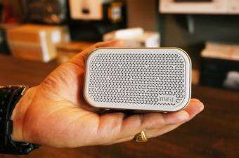 Портативная стерео колонка MiFa M1 Portable Bluetooth Speaker White